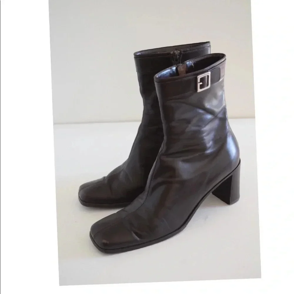 Ann Taylor ankle boots